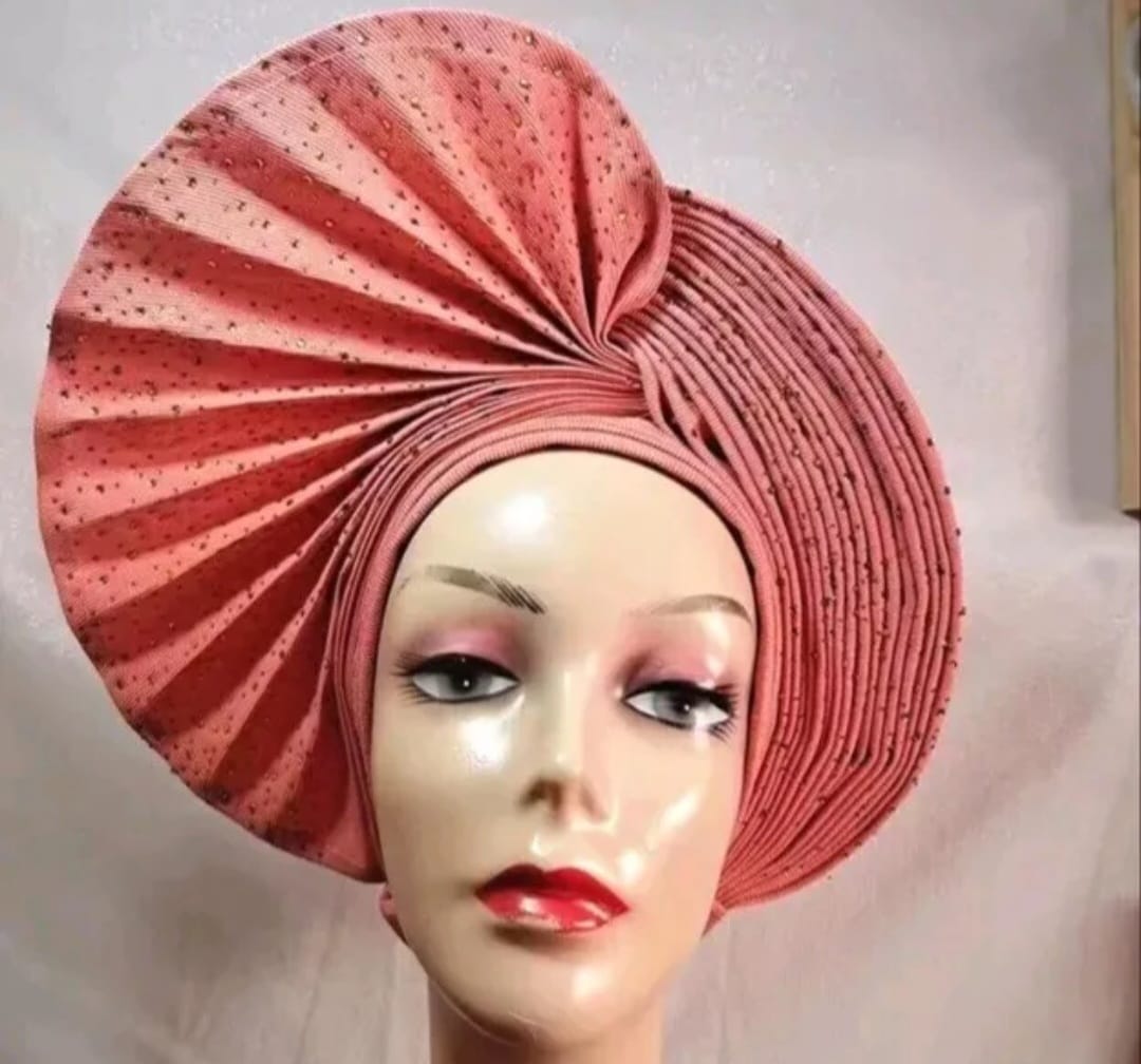 Beautiful head (Gele)